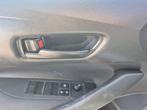 Used 2024 Toyota Corolla LE FWD image 8
