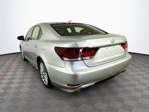 Used 2014 Lexus LS 460 AWD w/ Comfort Package image 7