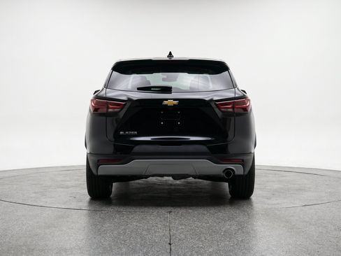 Used 2025 Chevrolet Blazer LT FWD image 7