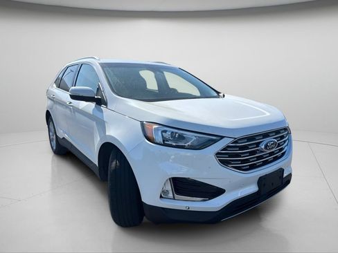 Used 2020 Ford Edge Titanium AWD/4WD image 2