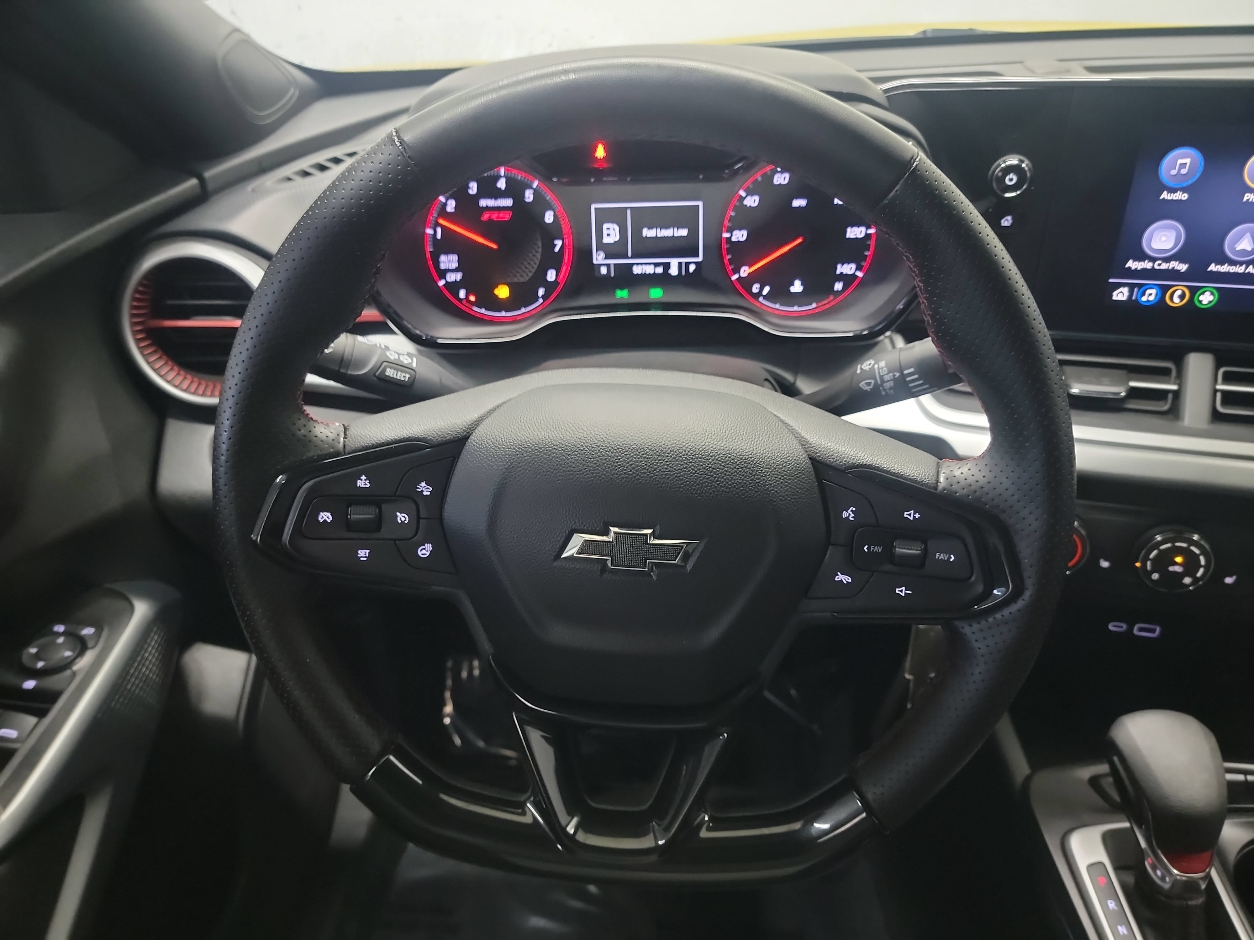Used 2024 Chevrolet Trax RS w/ Driver Confidence Package FWD image 17