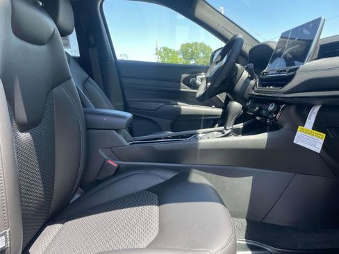 New 2026 Jeep Compass Latitude image 15