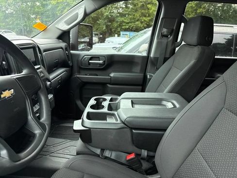 Used 2025 Chevrolet Silverado 2500 Custom AWD/4WD image 6