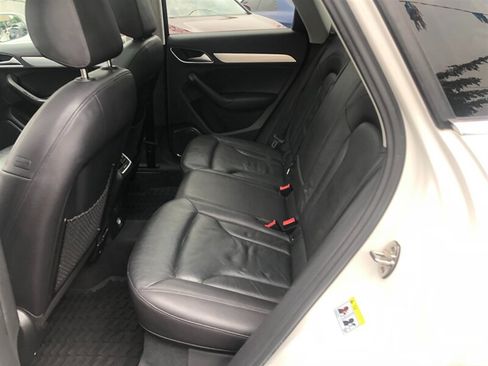 Used 2015 Audi Q3 2.0T Prestige w/ Prestige Package AWD/4WD image 11