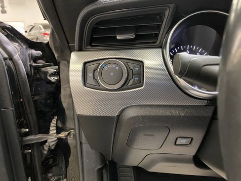 Used 2020 Ford Mustang GT image 27