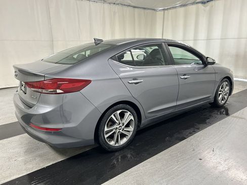 Used 2017 Hyundai Elantra Limited FWD image 2