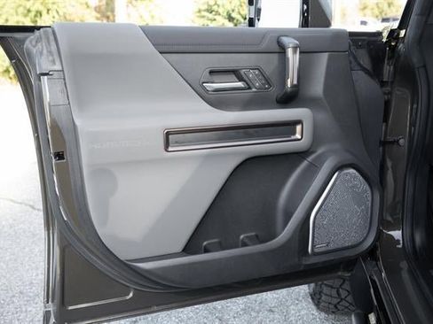 Used 2024 GMC Hummer EV 2X w/ Extreme Off-Road Package image 74