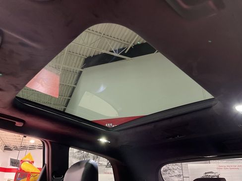 Used 2024 Kia Telluride SX Prestige X-Line image 16