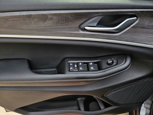 New 2026 Jeep Grand Cherokee Altitude RWD image 15