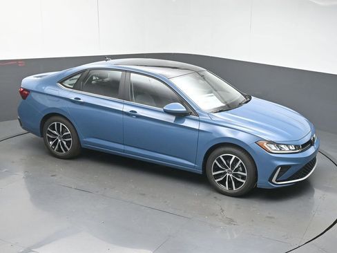New 2026 Volkswagen Jetta SE image 38