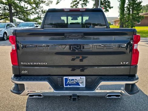 Used 2026 Chevrolet Silverado 1500 LTZ w/ LTZ Convenience Package II AWD/4WD image 4