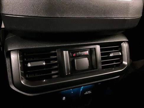 Used 2023 Ford F150 Lariat w/ Equipment Group 502A High AWD/4WD image 32