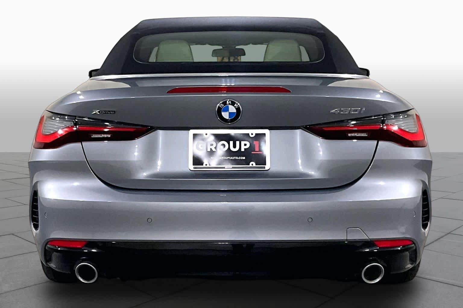Used 2024 BMW 430i xDrive Convertible w/ Premium Package AWD/4WD image 4