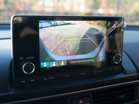 Certified 2024 Honda Pilot Sport image 4