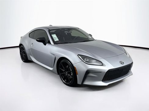 Certified 2022 Toyota GR86 Premium image 9