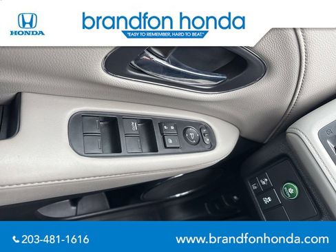Used 2022 Honda HR-V EX-L image 13