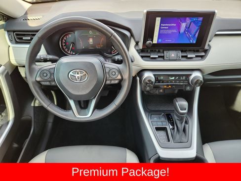 Used 2025 Toyota RAV4 XLE Premium FWD image 36