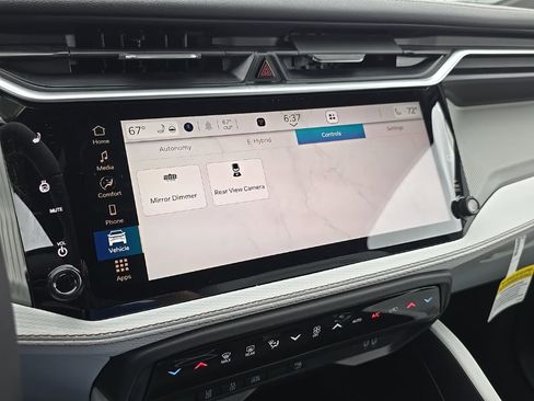 New 2026 Jeep Cherokee Limited image 30