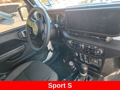 Certified 2024 Jeep Wrangler Sport S image 19
