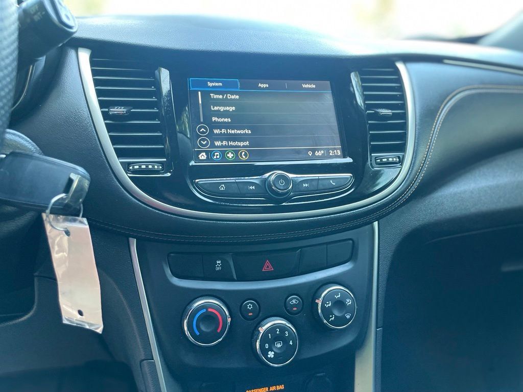 Used 2018 Chevrolet Trax LS AWD/4WD image 12