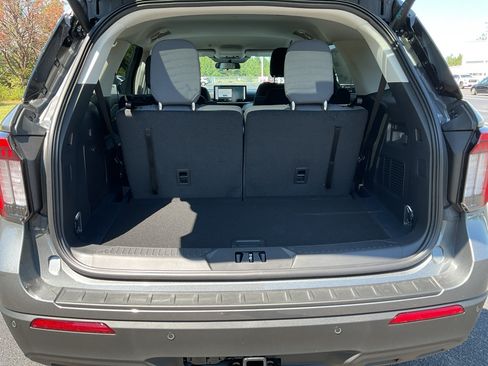 New 2026 Ford Explorer Active RWD image 26