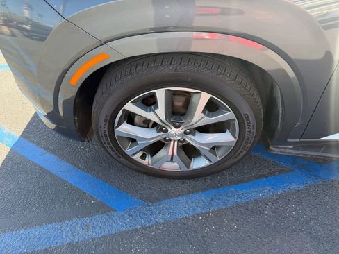 Used 2021 Hyundai Palisade Limited image 3