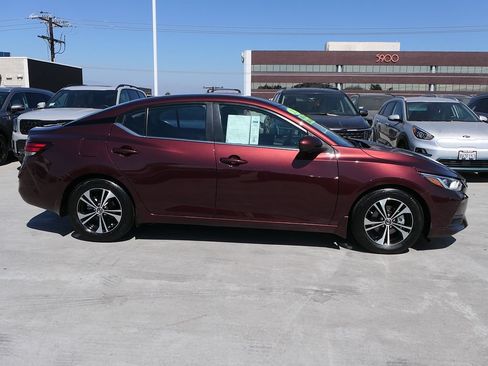 Used 2022 Nissan Sentra SV w/ All-Weather Package FWD image 2