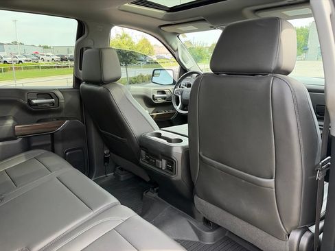 Used 2020 Chevrolet Silverado 1500 RST AWD/4WD image 37