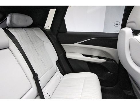 Used 2024 Cadillac Lyriq Sport RWD image 10