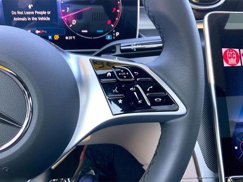 Used 2025 Mercedes-Benz C 300 C 300 image 21