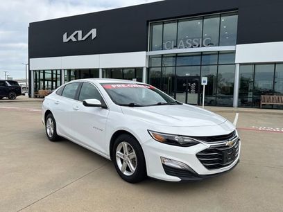 Used 2021 Chevrolet Malibu LS w/ Driver Confidence Package II