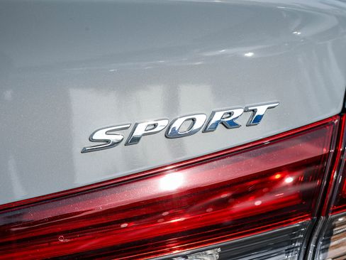 Used 2025 Honda Civic Sport image 11