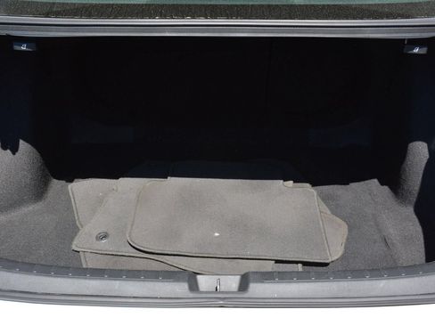 Used 2023 Honda Civic Touring image 17