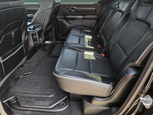 Used 2022 RAM 1500 Limited AWD/4WD image 18