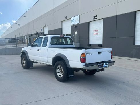Used 2001 Toyota Tacoma 4x4 Xtracab V6 image 3