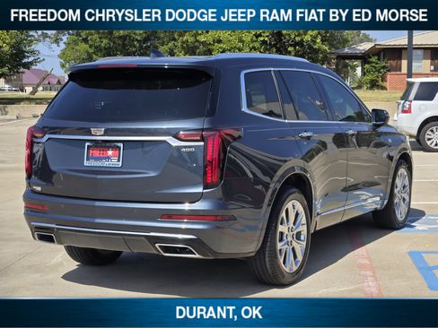 Used 2020 Cadillac XT6 Premium Luxury w/ LPO, Radiant Package FWD image 3