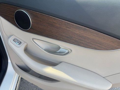 Certified 2020 Mercedes-Benz C 300 4MATIC Sedan image 20