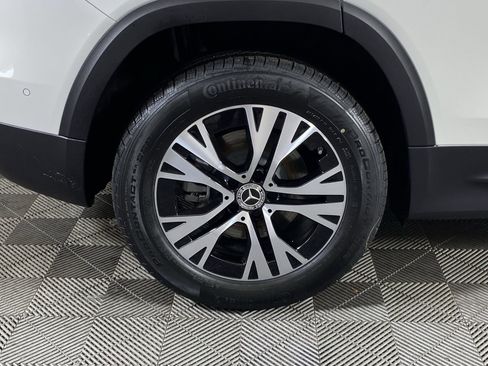 Certified 2025 Mercedes-Benz GLB 250 4MATIC image 10