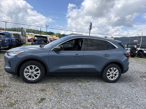 Used 2024 Ford Escape Active AWD/4WD image 8
