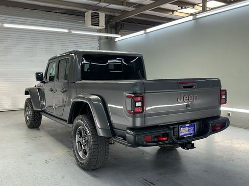 Used 2022 Jeep Gladiator Rubicon w/ Safety Group AWD/4WD image 7