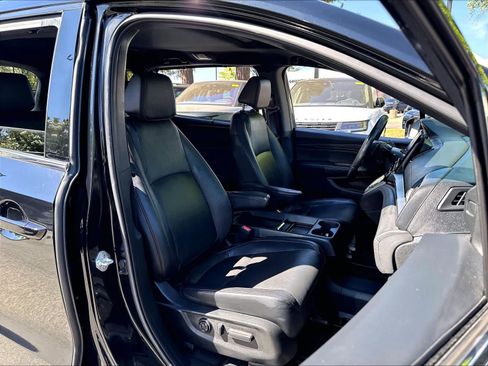 Used 2023 Honda Odyssey Sport image 10