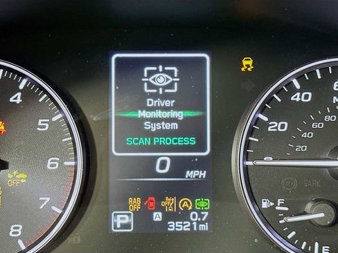 Certified 2025 Subaru Outback Limited w/ Popular Package #2 image 12