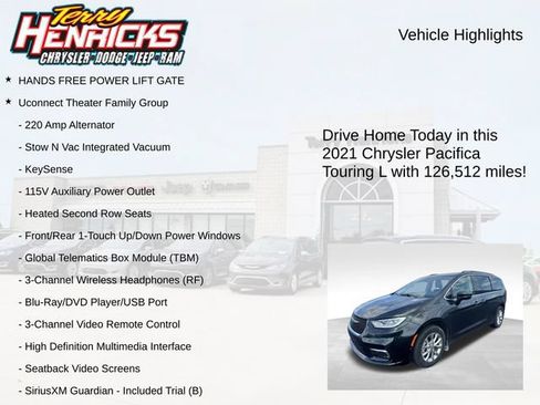 Used 2021 Chrysler Pacifica Touring-L w/ Uconnect Theater Family Group AWD/4WD image 4