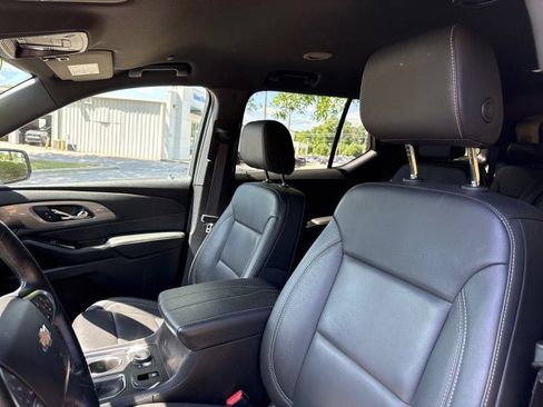 Used 2023 Chevrolet Traverse LT w/ LPO, Floor Liner Package AWD/4WD image 21
