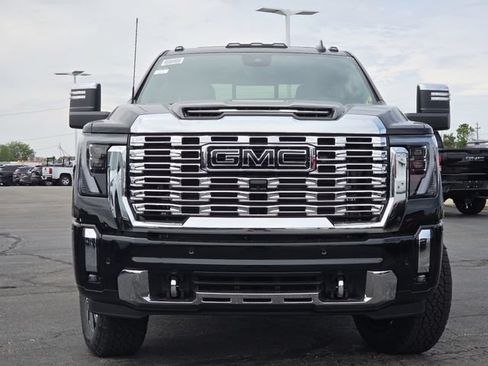 New 2026 GMC Sierra 3500 Denali w/ Denali Reserve Package AWD/4WD image 22