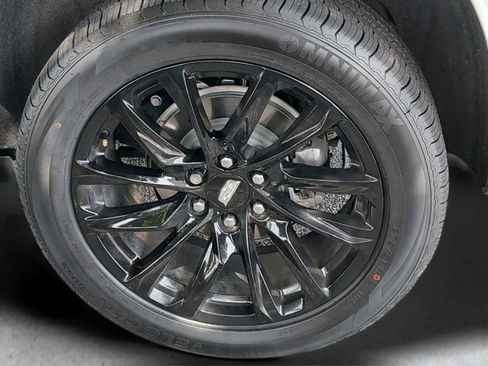 Used 2023 Cadillac Escalade Sport Platinum w/ LPO, ONYX Package AWD/4WD image 15