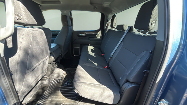 Used 2024 Chevrolet Silverado 1500 LT AWD/4WD image 19