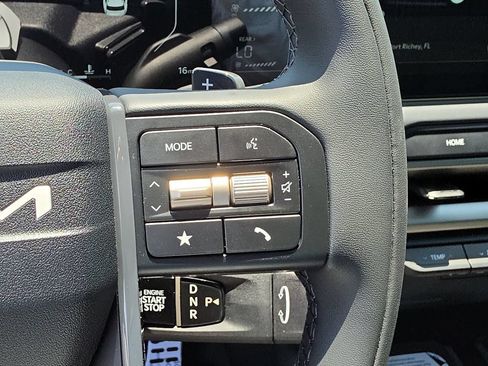 New 2027 Kia Telluride SX Prestige AWD/4WD image 32