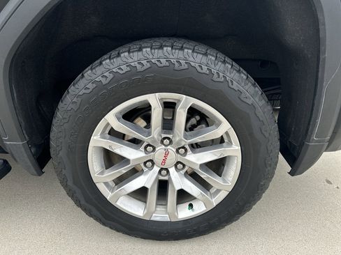 Used 2019 GMC Sierra 1500 SLT w/ SLT Premium Plus Package image 39