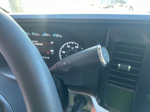 New 2025 Ford F250 XL w/ XL Chrome Package image 25